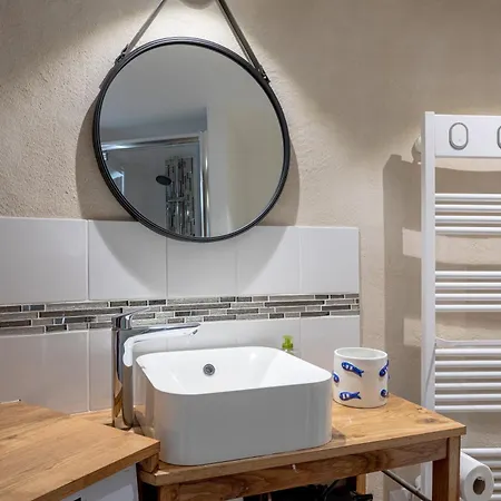 La Tourette - Charme Atypique