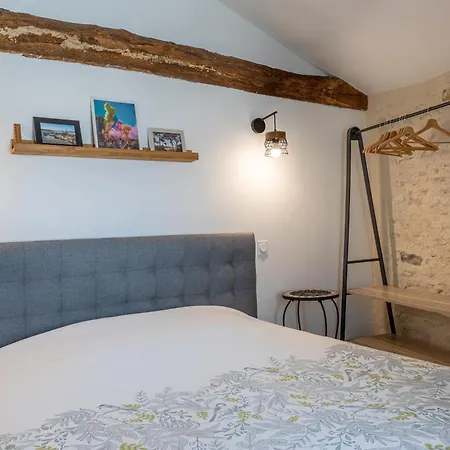 Holiday home La Tourette - Charme Atypique