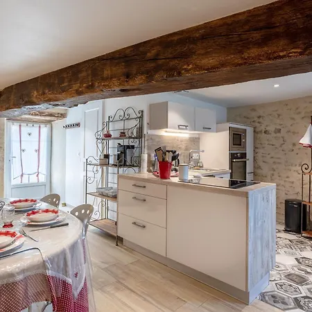 Holiday home La Tourette - Charme Atypique Jard-sur-Mer