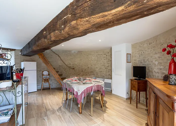 La Tourette - Charme Atypique * جارد سور مير